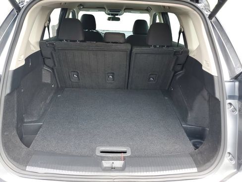 Used 2025 Nissan Rogue SV AWD/4WD image 25