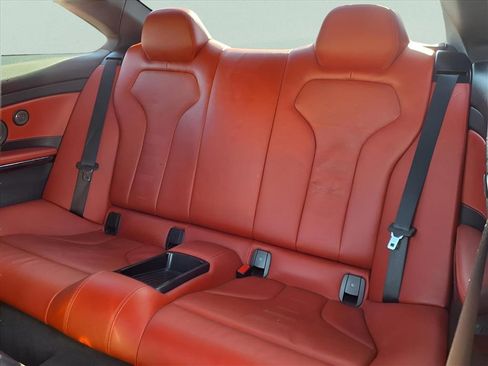 Used 2018 BMW M4 Coupe image 12