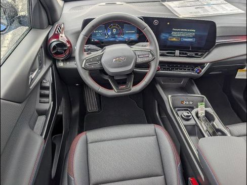 New 2026 Chevrolet Equinox RS FWD image 10