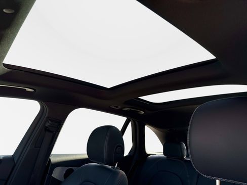 Used 2022 Mercedes-Benz GLC 300 image 22