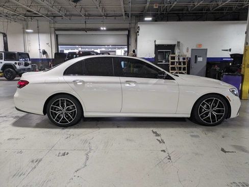 Used 2021 Mercedes-Benz E 350 Sedan image 2
