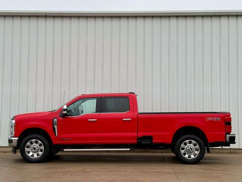 Certified 2024 Ford F350 Lariat w/ Chrome Package image 2