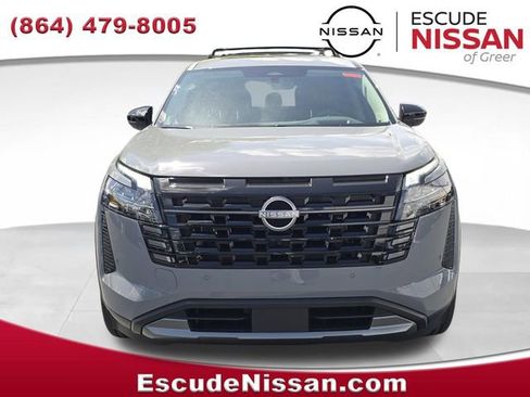 New 2026 Nissan Pathfinder Platinum AWD/4WD image 8