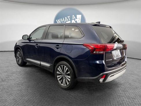 Used 2020 Mitsubishi Outlander ES image 6