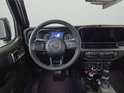 New 2026 Jeep Wrangler Unlimited Rubicon AWD/4WD image 12