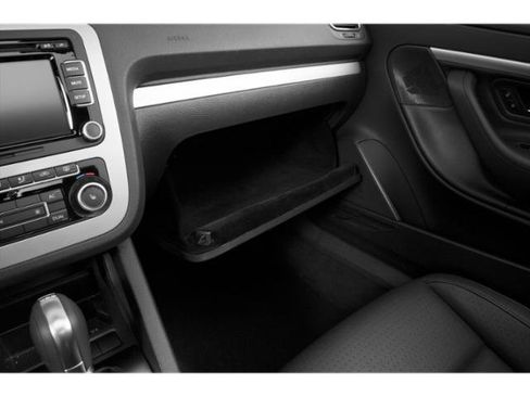 Used 2015 Volkswagen Eos Komfort FWD image 16