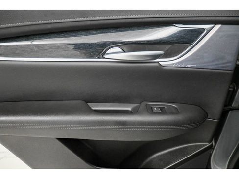 Certified 2023 Cadillac XT5 Premium Luxury image 24