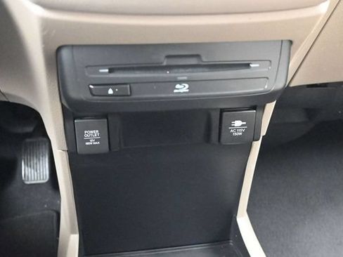 Used 2019 Honda Odyssey Elite image 15