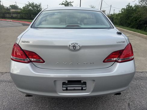 Used 2006 Toyota Avalon Limited FWD image 6