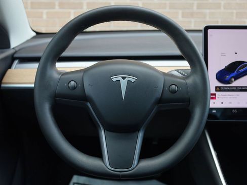 Used 2020 Tesla Model 3 Long Range AWD/4WD image 31