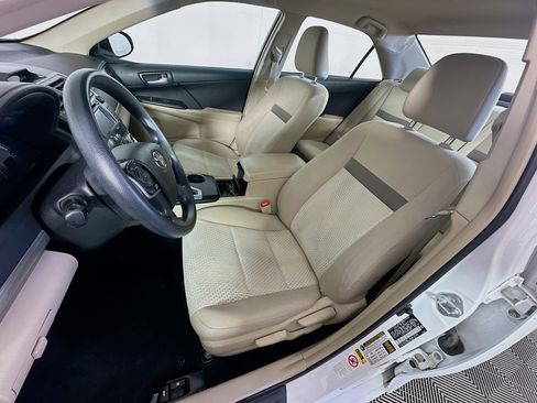 Used 2013 Toyota Camry LE image 13