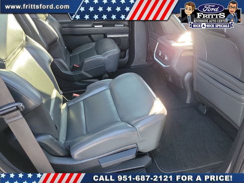 Certified 2025 Ford Expedition Active image 16