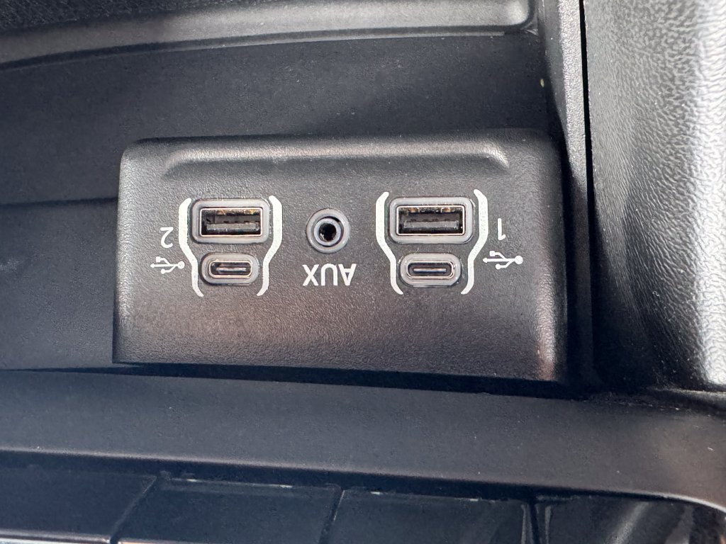 Used 2023 Dodge Durango GT AWD/4WD image 26