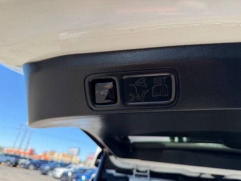 Used 2020 Ford Expedition King Ranch AWD/4WD image 50