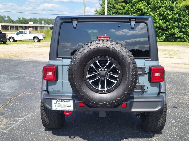 Used 2024 Jeep Wrangler Unlimited Rubicon w/ XTREMEE 35" Tire Package AWD/4WD image 3
