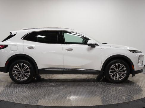 New 2025 Buick Envision Preferred image 9