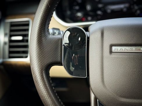 Used 2018 Land Rover Range Rover Sport HSE image 13