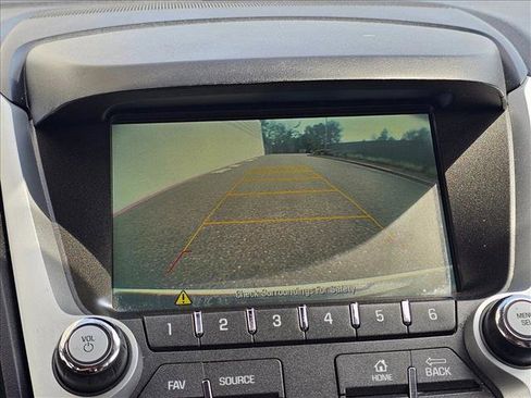 Used 2017 Chevrolet Equinox LS AWD/4WD image 24