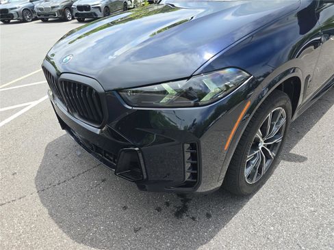 Used 2026 BMW X5 xDrive40i w/ M Sport Package AWD/4WD image 10