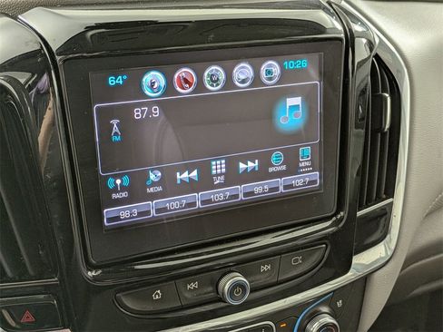 Used 2018 Chevrolet Traverse Premier image 23