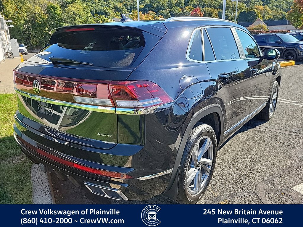 Certified 2024 Volkswagen Atlas Cross Sport SEL R-Line w/ Adventure Package AWD/4WD image 3