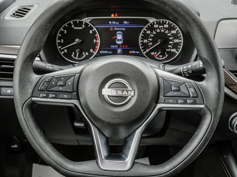 Used 2023 Nissan Altima 2.5 SV FWD image 43