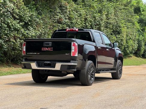 Used 2018 GMC Canyon SLT w/ Driver Alert Package AWD/4WD image 5