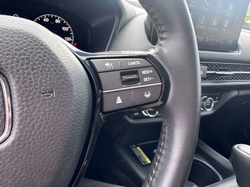 Used 2024 Honda HR-V EX-L image 19