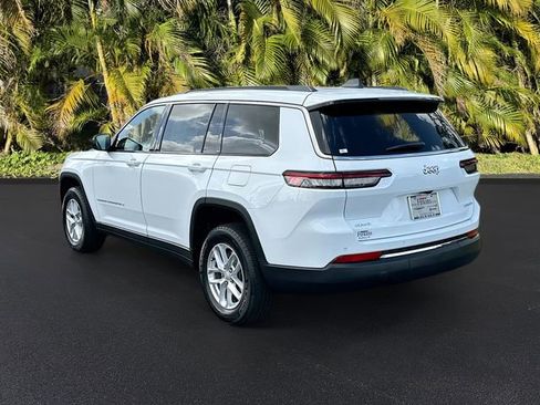 New 2025 Jeep Grand Cherokee L Laredo image 3