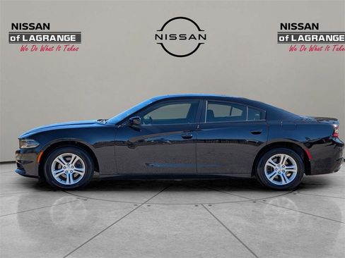 Used 2019 Dodge Charger SXT image 8