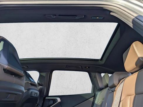 Certified 2025 BMW X3 xDrive30i w/ Convenience Package image 18