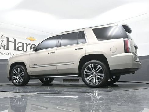 Used 2017 GMC Yukon Denali w/ Open Road Package AWD/4WD image 59