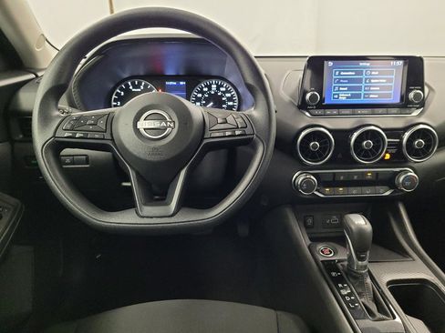 Used 2025 Nissan Sentra S FWD image 22