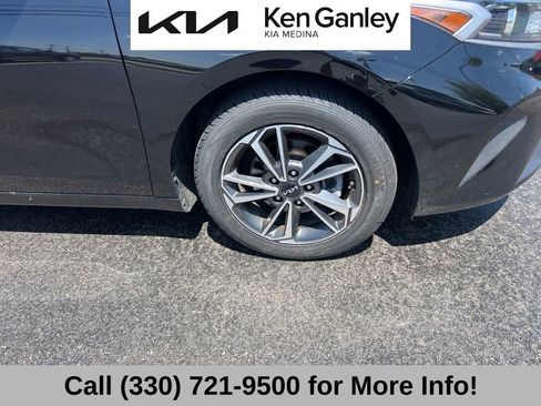 Used 2022 Kia Forte LXS FWD image 22