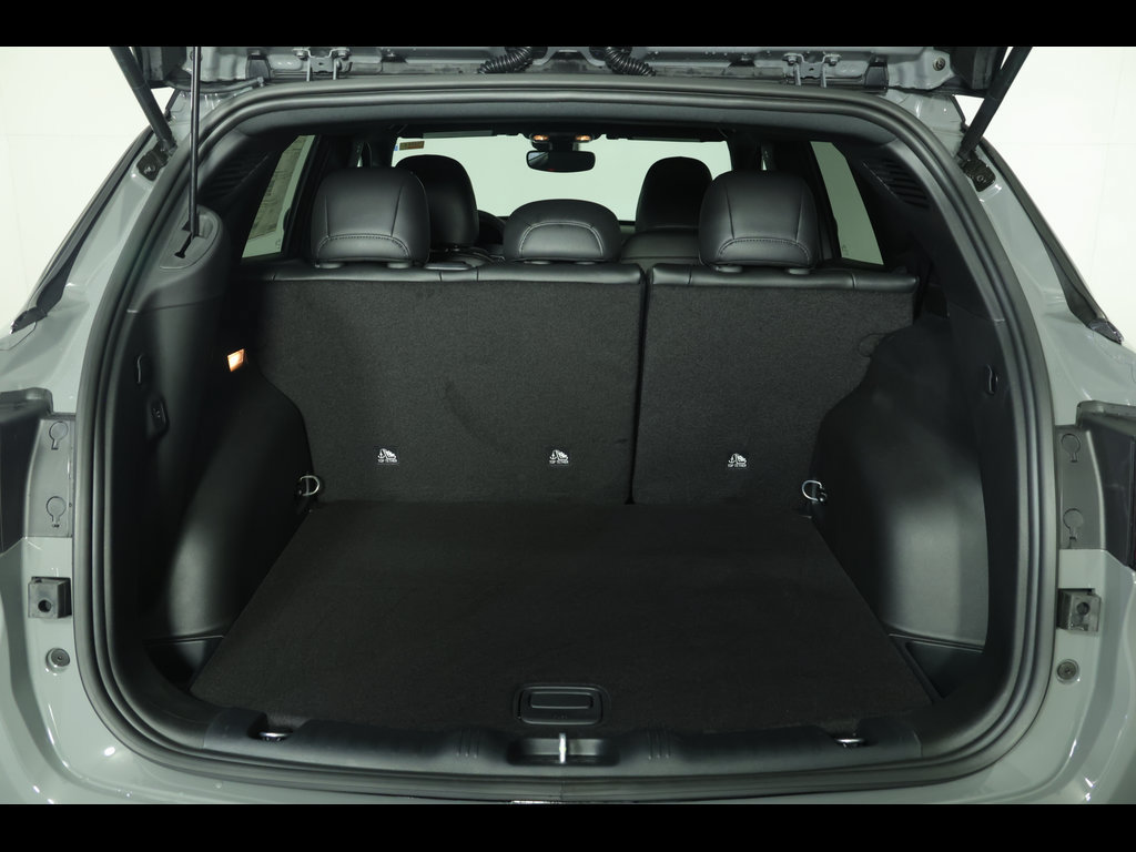 New 2026 Jeep Compass Trailhawk AWD/4WD image 12