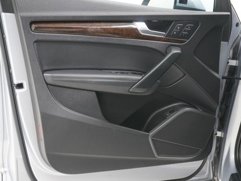 Used 2019 Audi Q5 2.0T Premium Plus image 13