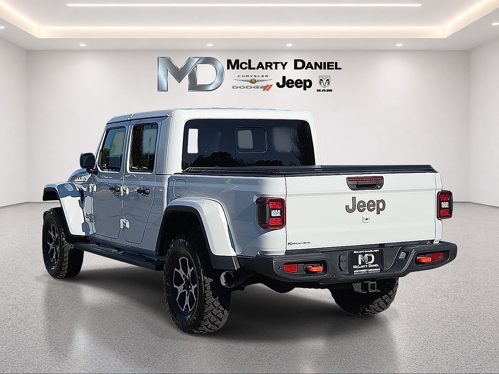 Used 2021 Jeep Gladiator Mojave w/ Uconnect 4C Nav & Sound Group AWD/4WD image 4
