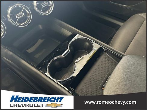 Used 2024 Chevrolet Blazer EV LT AWD/4WD image 24