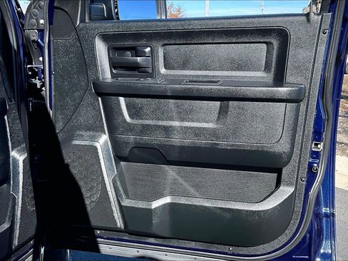 Used 2017 RAM 1500 Express image 22