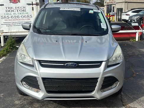 Used 2015 Ford Escape SE image 9