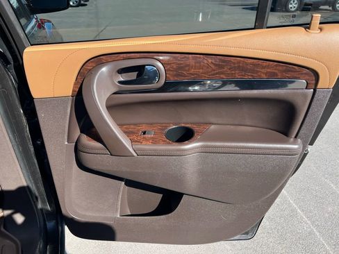 Used 2014 Buick Enclave Premium image 24