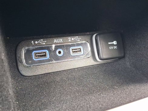 Used 2019 Jeep Grand Cherokee Laredo AWD/4WD image 25