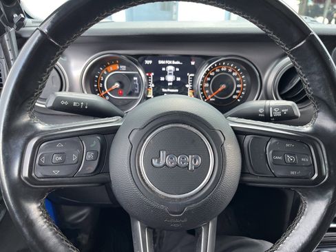 Used 2021 Jeep Gladiator Sport image 62