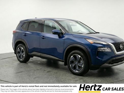 Used 2025 Nissan Rogue SV FWD image 1