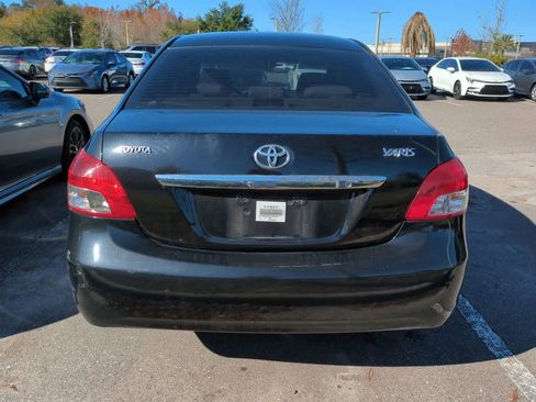 Used 2010 Toyota Yaris Sedan image 3