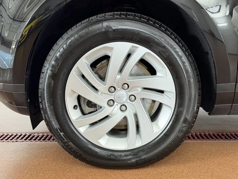 Used 2026 Land Rover Range Rover Evoque S AWD/4WD image 8