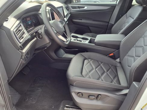 New 2026 Volkswagen Atlas Cross Sport SE AWD/4WD image 10