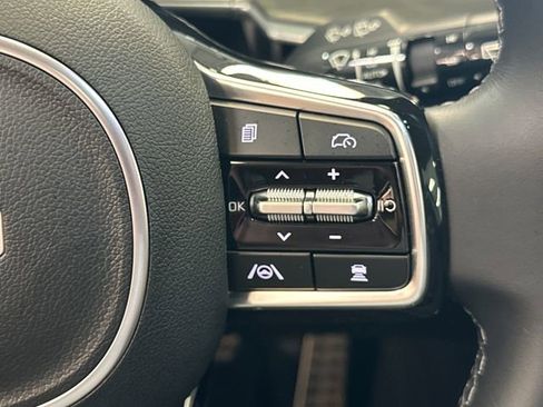 Used 2025 Kia Sorento SX AWD/4WD image 34