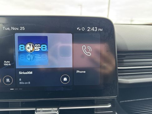 Used 2024 Hyundai Kona Limited image 16