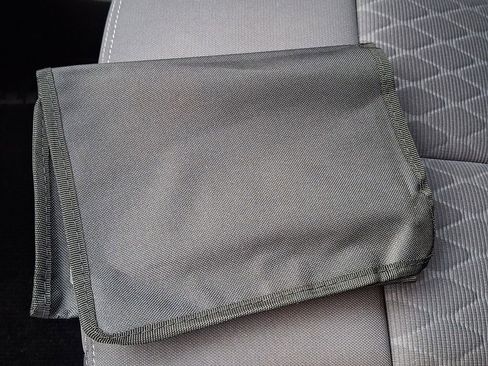 Certified 2023 Nissan Titan SV w/ SV Convenience Package image 25